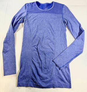 Fabletics Size Small (?) Laser Cut Long Sleeve Athletic Shirt Periwinkle Blue